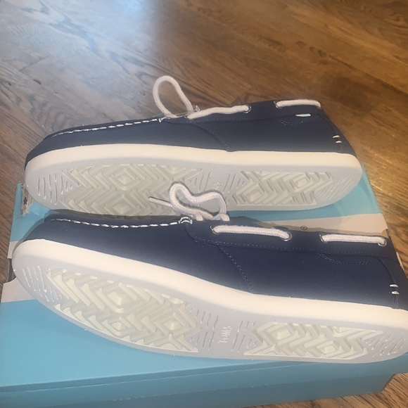 Toms Claremont Loafers - Picture 5 of 7